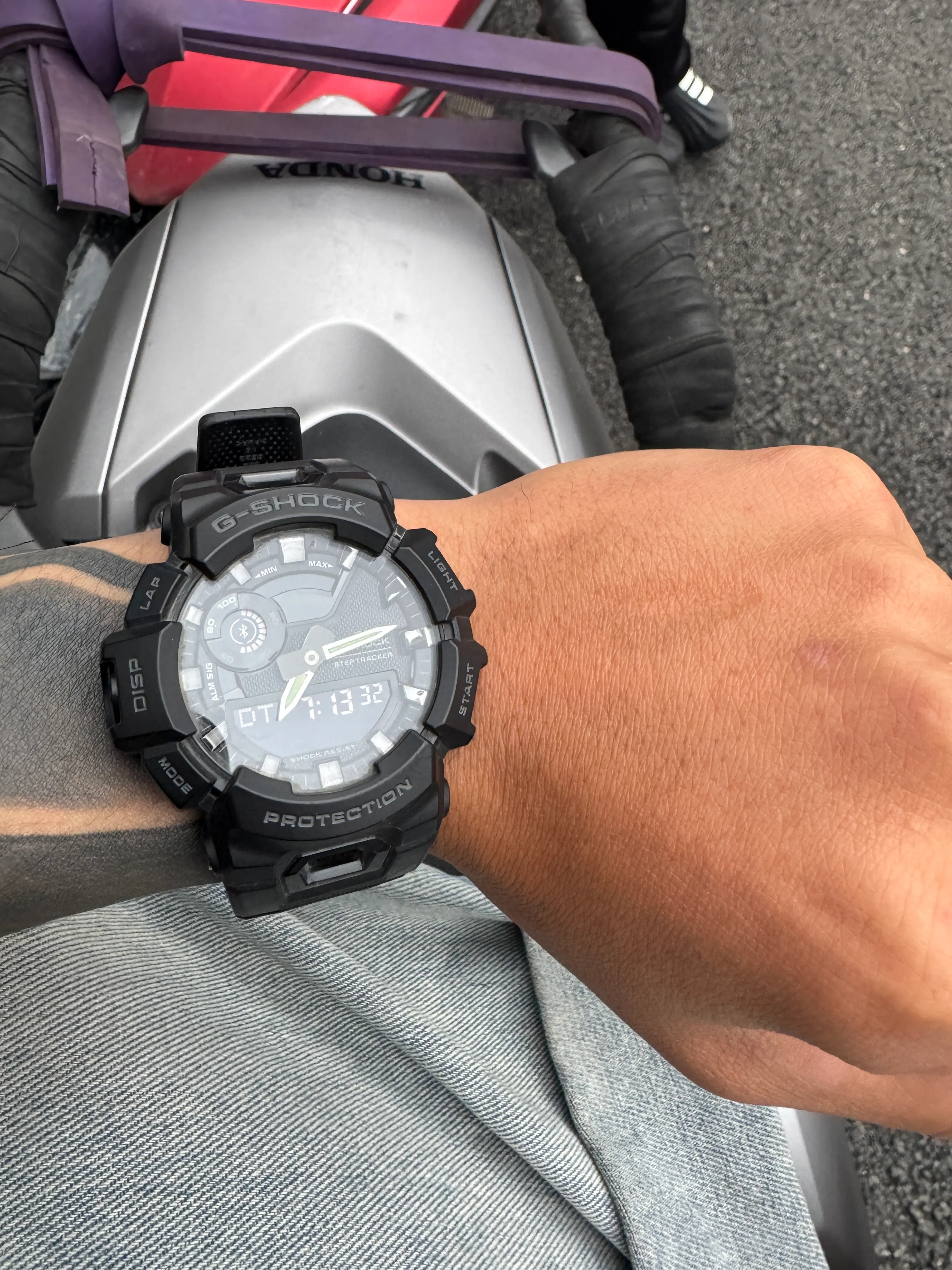 Khách hàng review Đồng hồ G-SHOCK 48.9 mm Nam GBA-900-1ADR 1