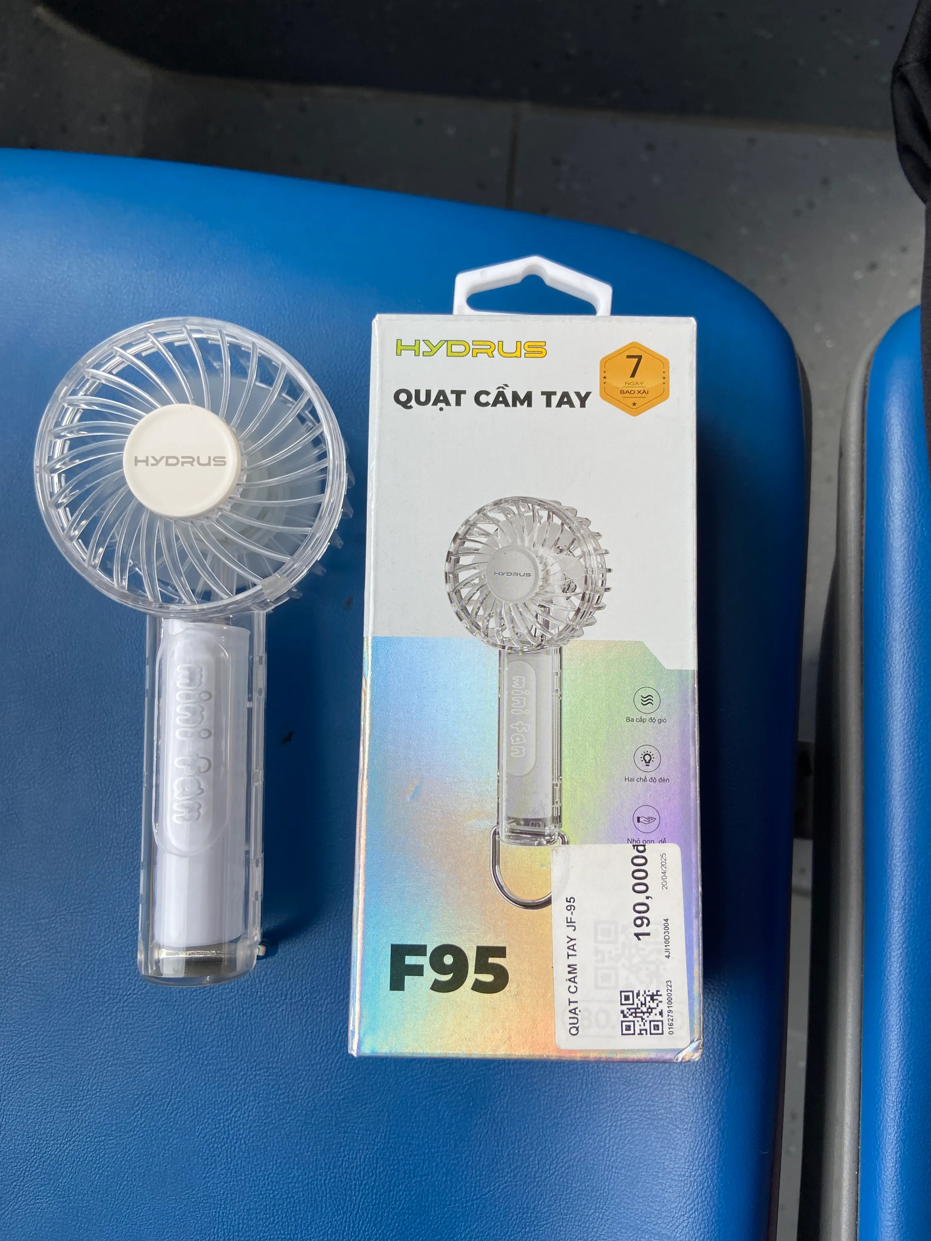 Khách hàng review Quạt cầm tay mini Hydrus JF-95 1