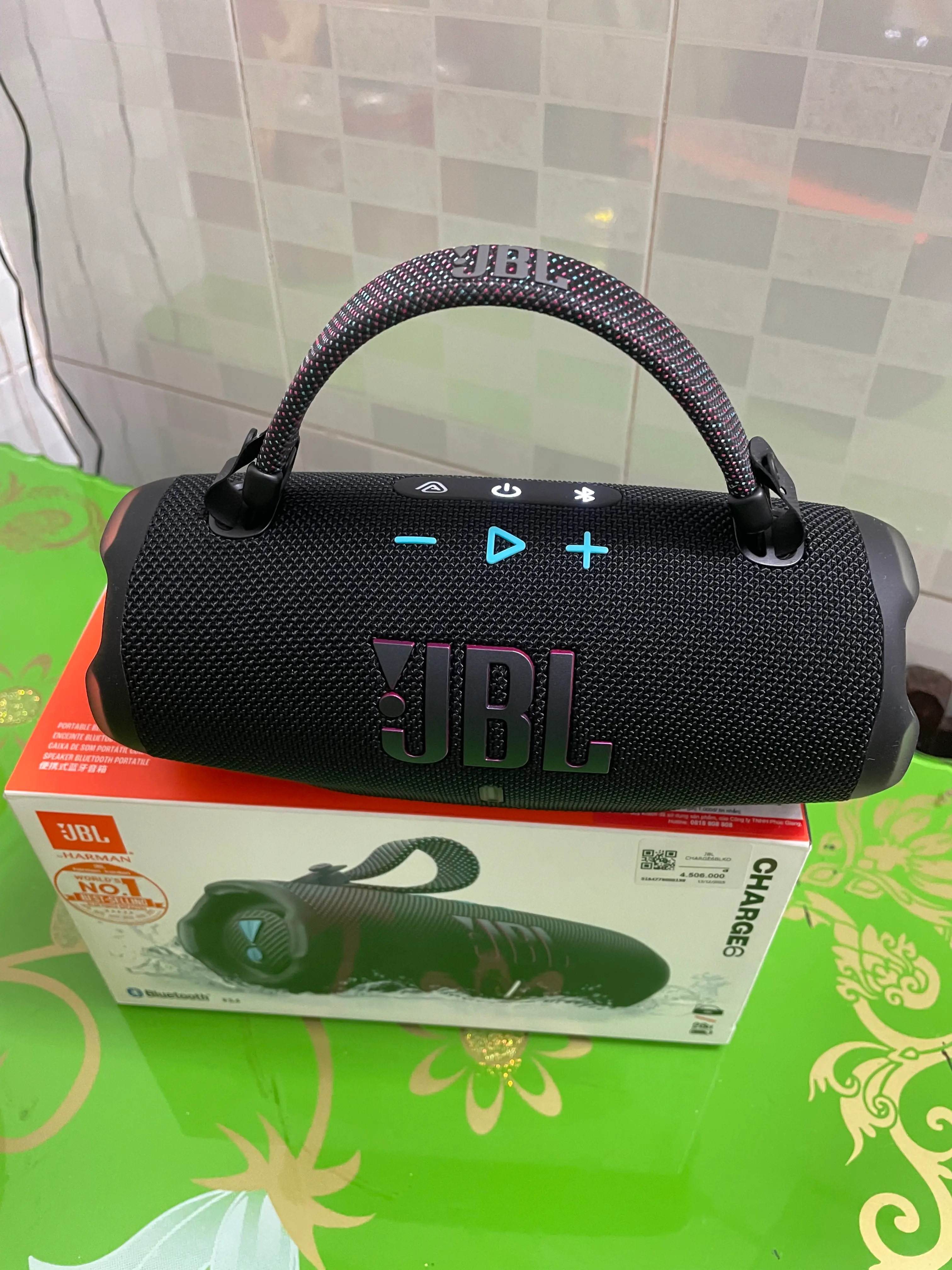 Khách hàng review Loa Bluetooth JBL Charge 6 2