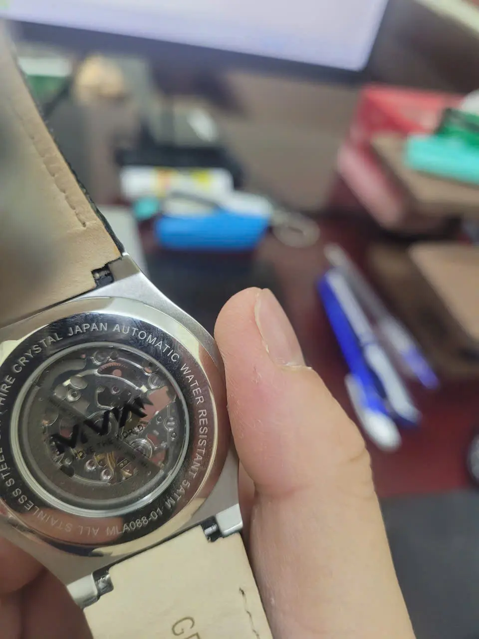 Khách hàng review Đồng hồ MVW Galaxy 43 mm Nam MLA088-01 3