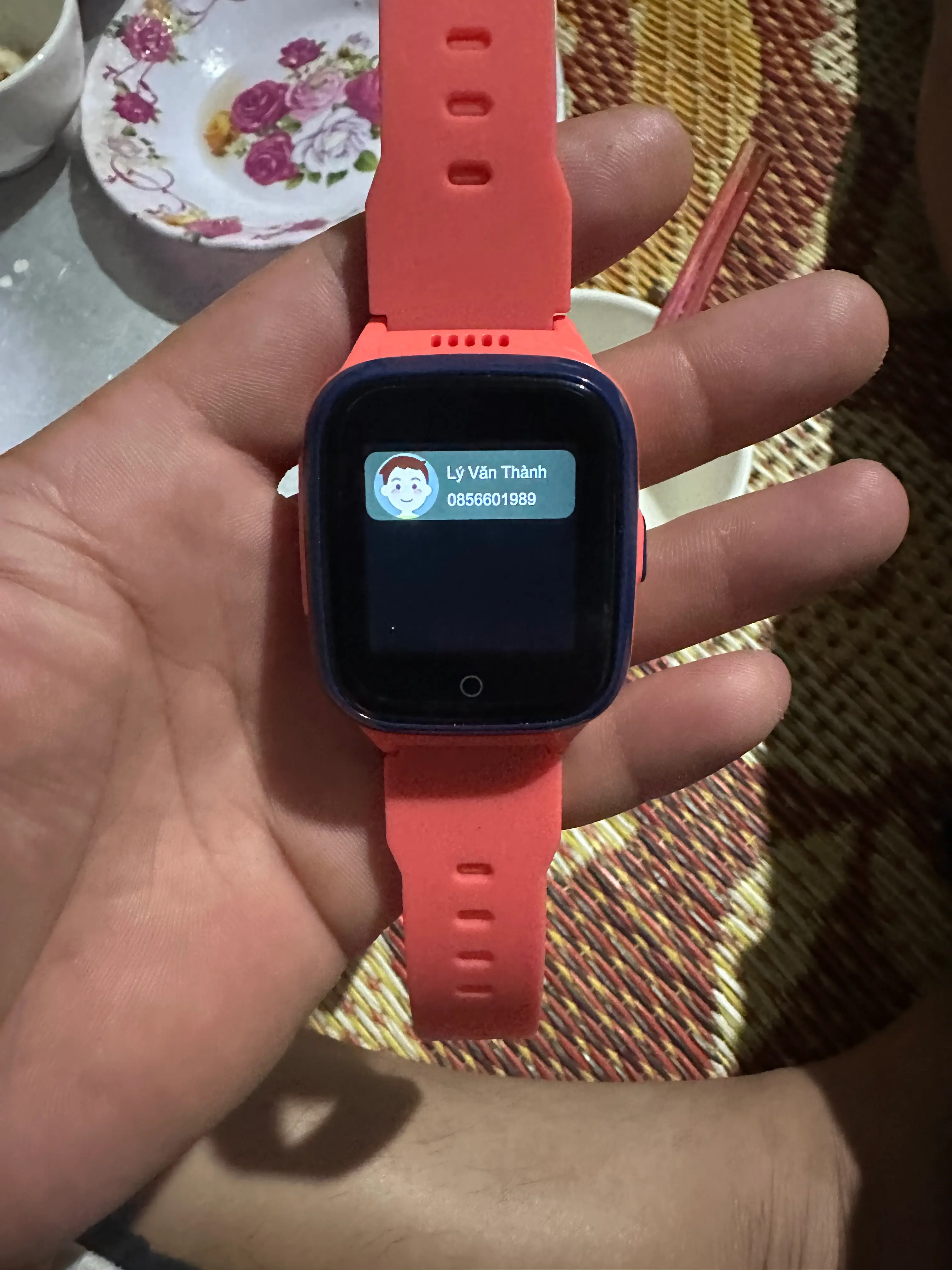 Khách hàng review Đồng hồ định vị trẻ em MyKid 4G Lite 1
