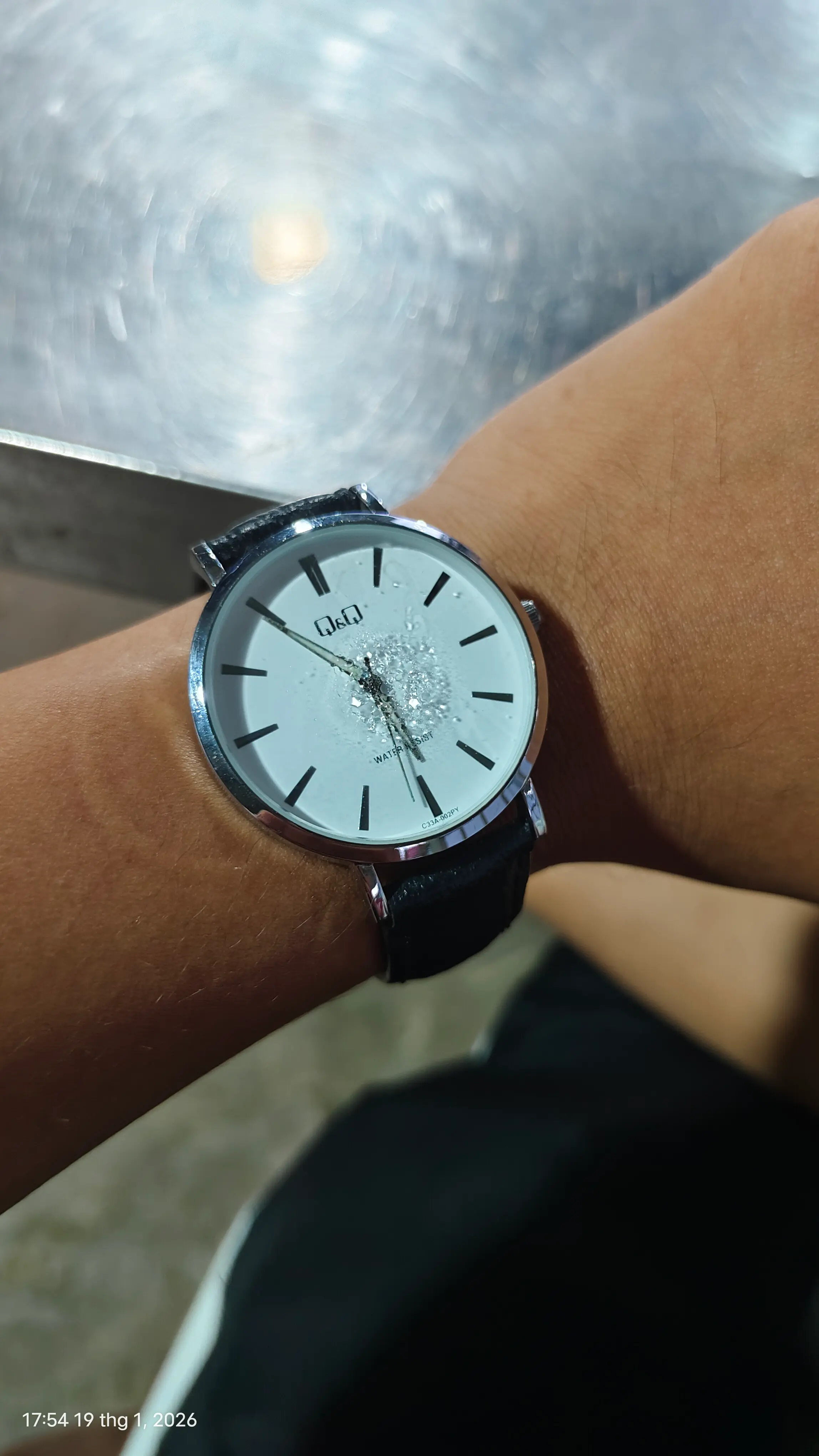 Khách hàng review Đồng hồ Q&Q 40 mm Nam C33A-002PY 1