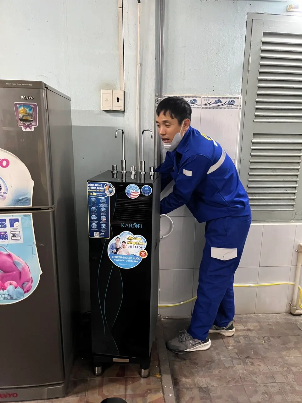 Khách hàng review Máy lọc nước RO nóng nguội lạnh Hydrogen Karofi KAD-X68 11 lõi 1