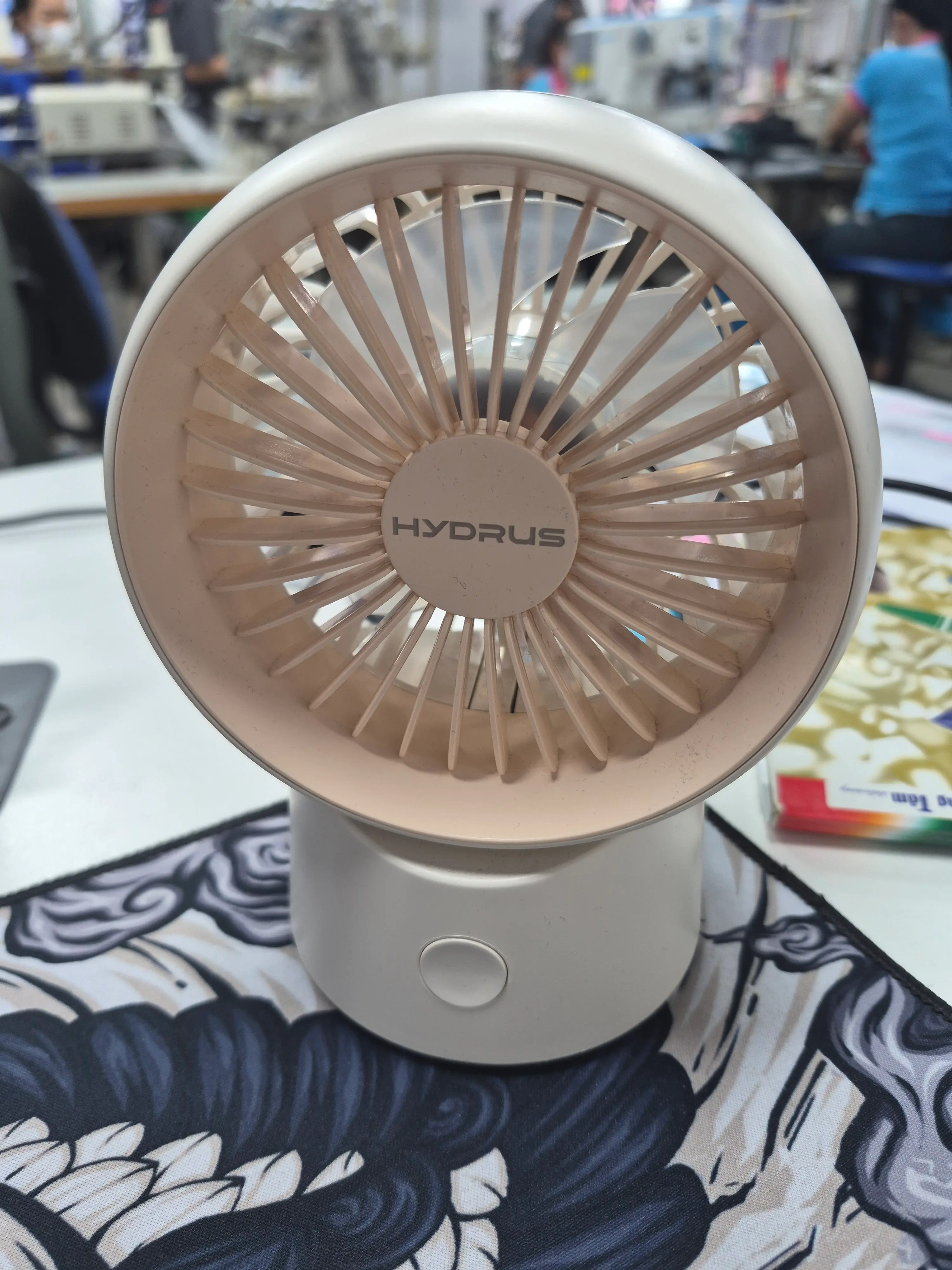 Khách hàng review Quạt để bàn mini Hydrus JF-96 1
