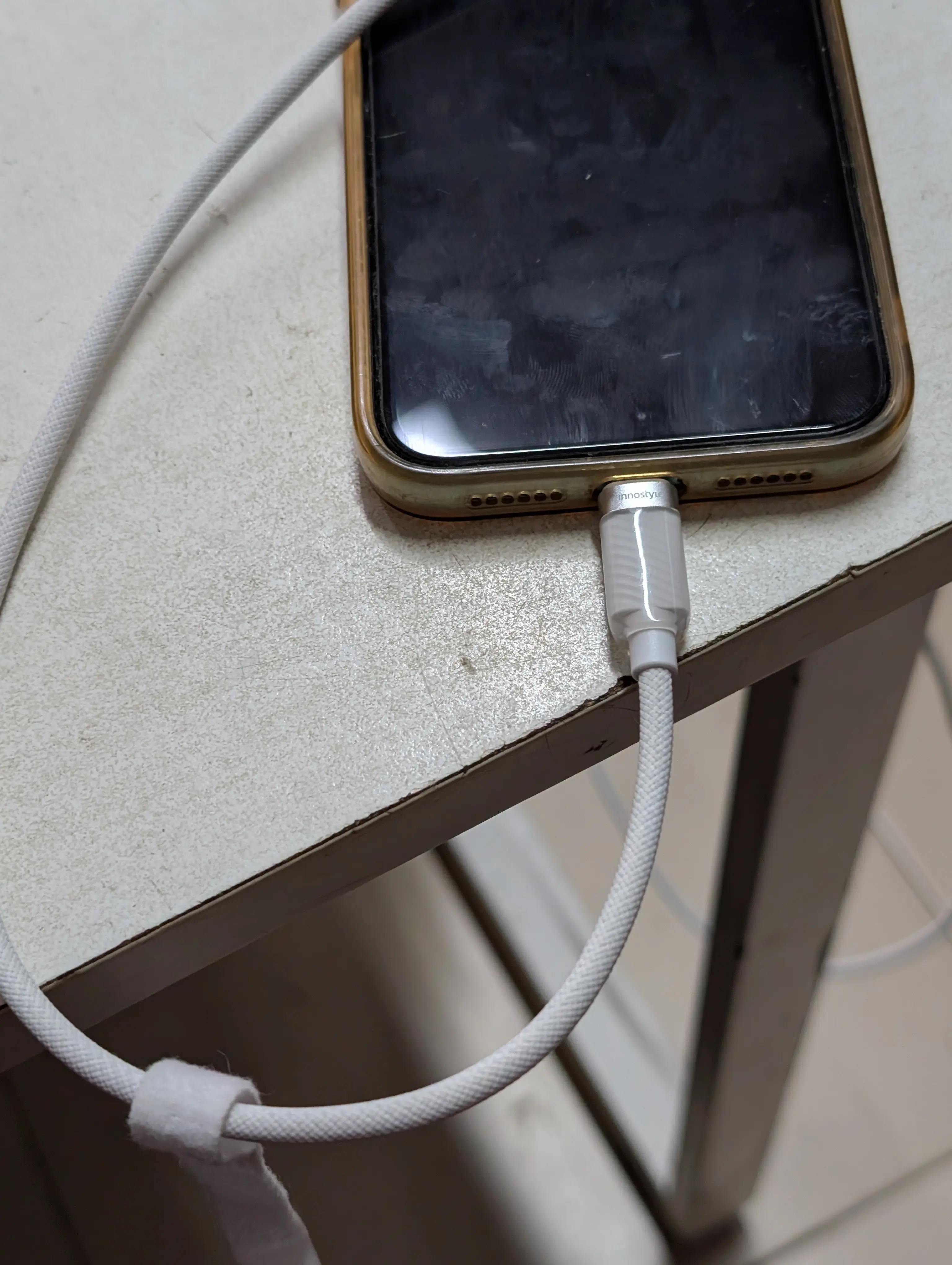 Khách hàng review Cáp sạc nhanh và truyền dữ liệu Type-C - Lightning 27W 1.5m Innostyle SCL150WHT 1