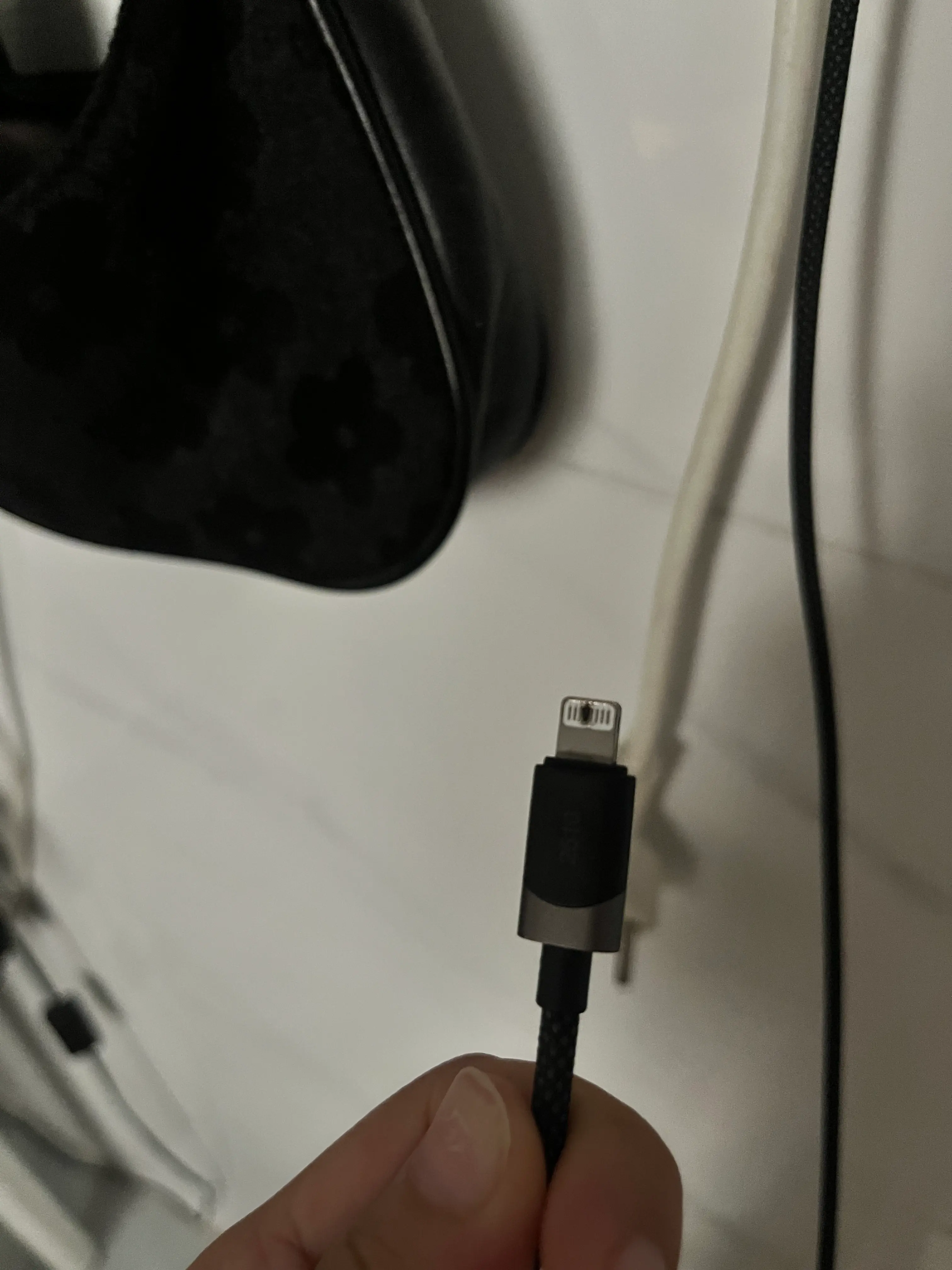 Khách hàng review Cáp sạc nhanh Type-C - Lightning 27W 1m Xmobile DR-T15 1