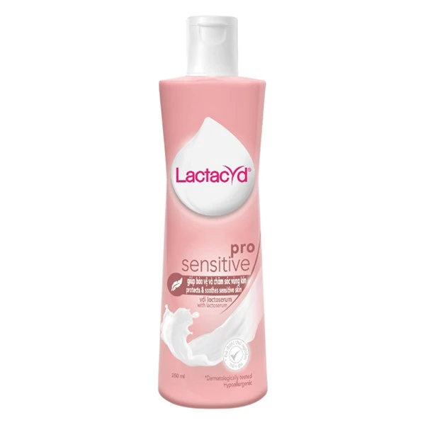 Dung dịch vệ sinh phụ nữ Lactacyd Pro Sensitive