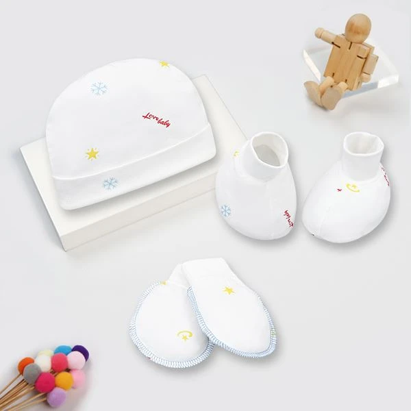 Set nón, bao tay bao bao chân visco IQ Baby màu trắng in love baby