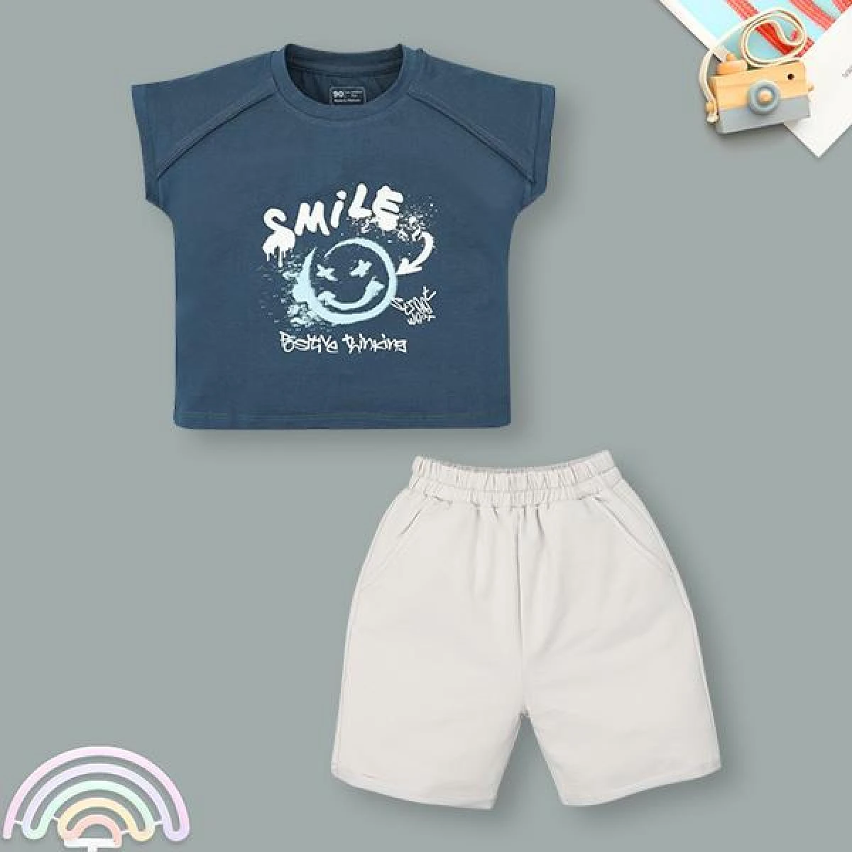 Bộ tay ngắn cotton Ualarogo UR3862 màu xanh in mặt cười