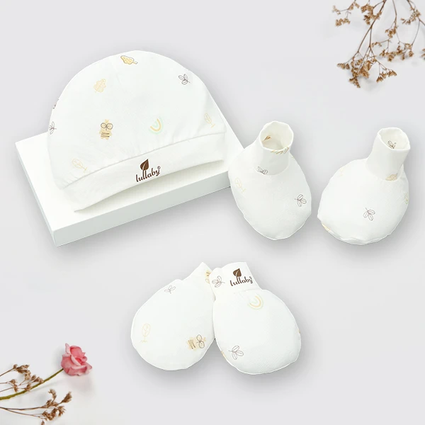 Set nón, bao tay bao chân rayon Lullaby NH511N màu trắng in hình đa sắc