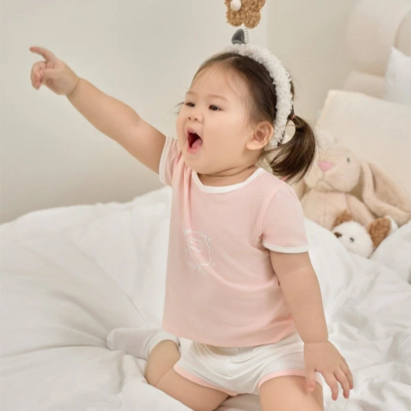 Bộ tay ngắn bé gái La Pomme màu hồng - trắng