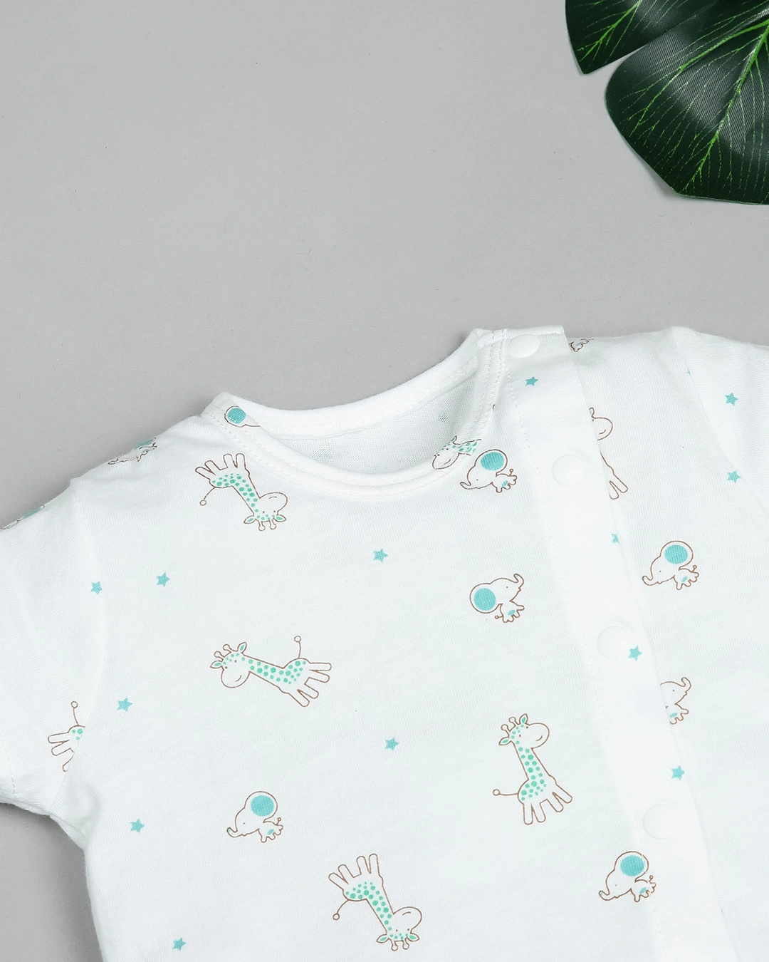 Set bộ tay ngắn bé trai Lullaby NH203V màu trắng - xanh 4