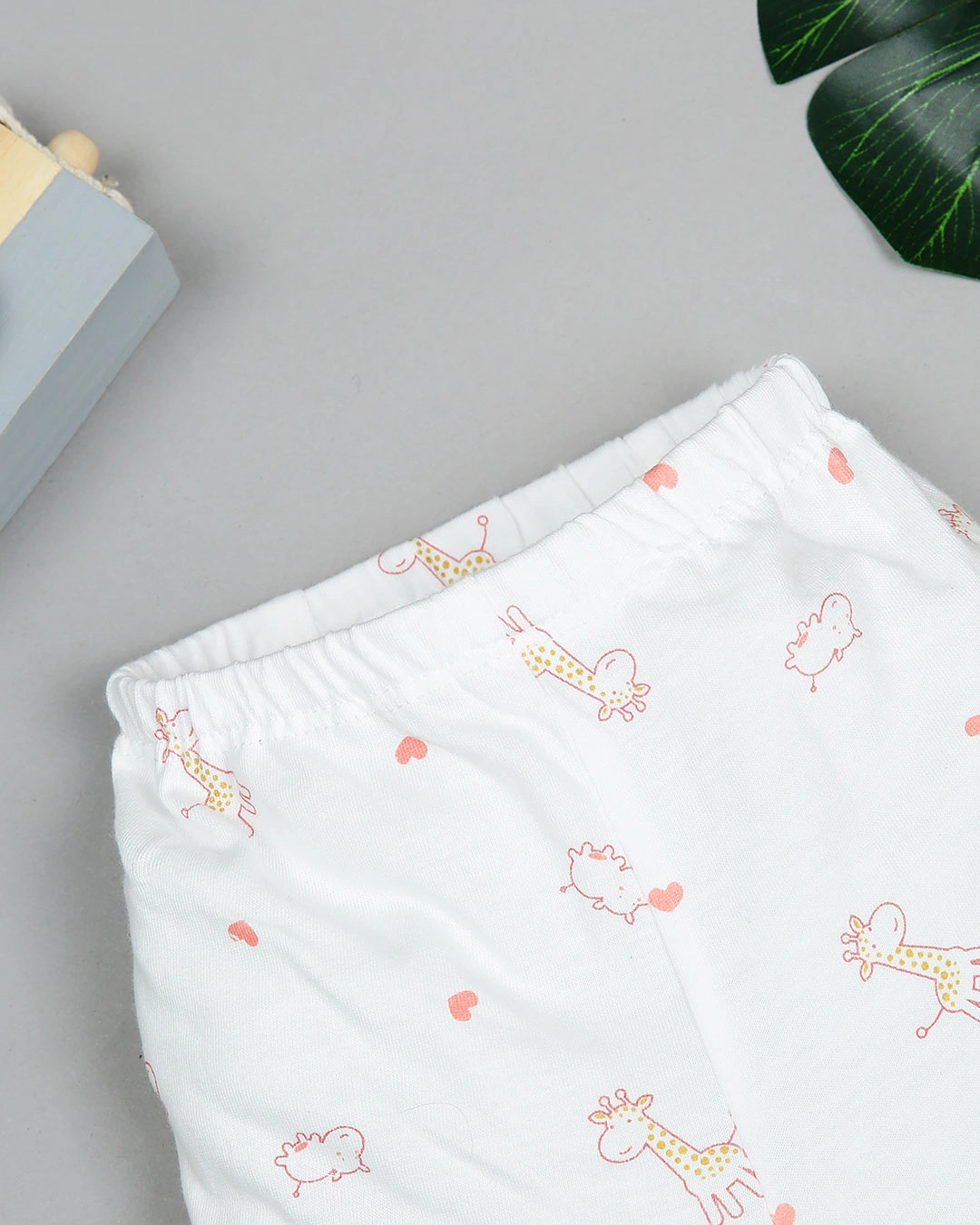 Set bộ tay ngắn bé trai Lullaby NH203V màu trắng - xanh 27