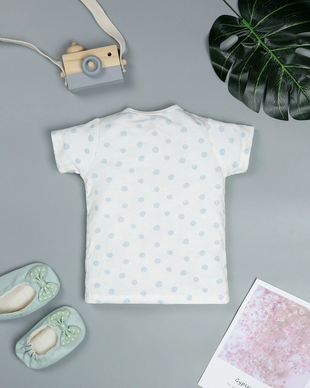 Bộ tay ngắn cài lệch Lullaby NH207V màu trắng 3