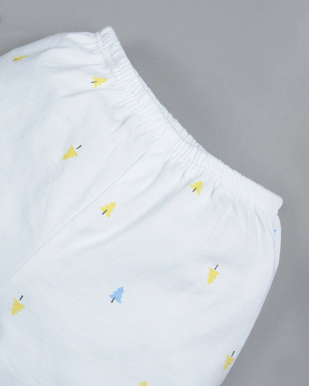 Bộ tay dài họa tiết cây thông IQ Baby màu trắng 8