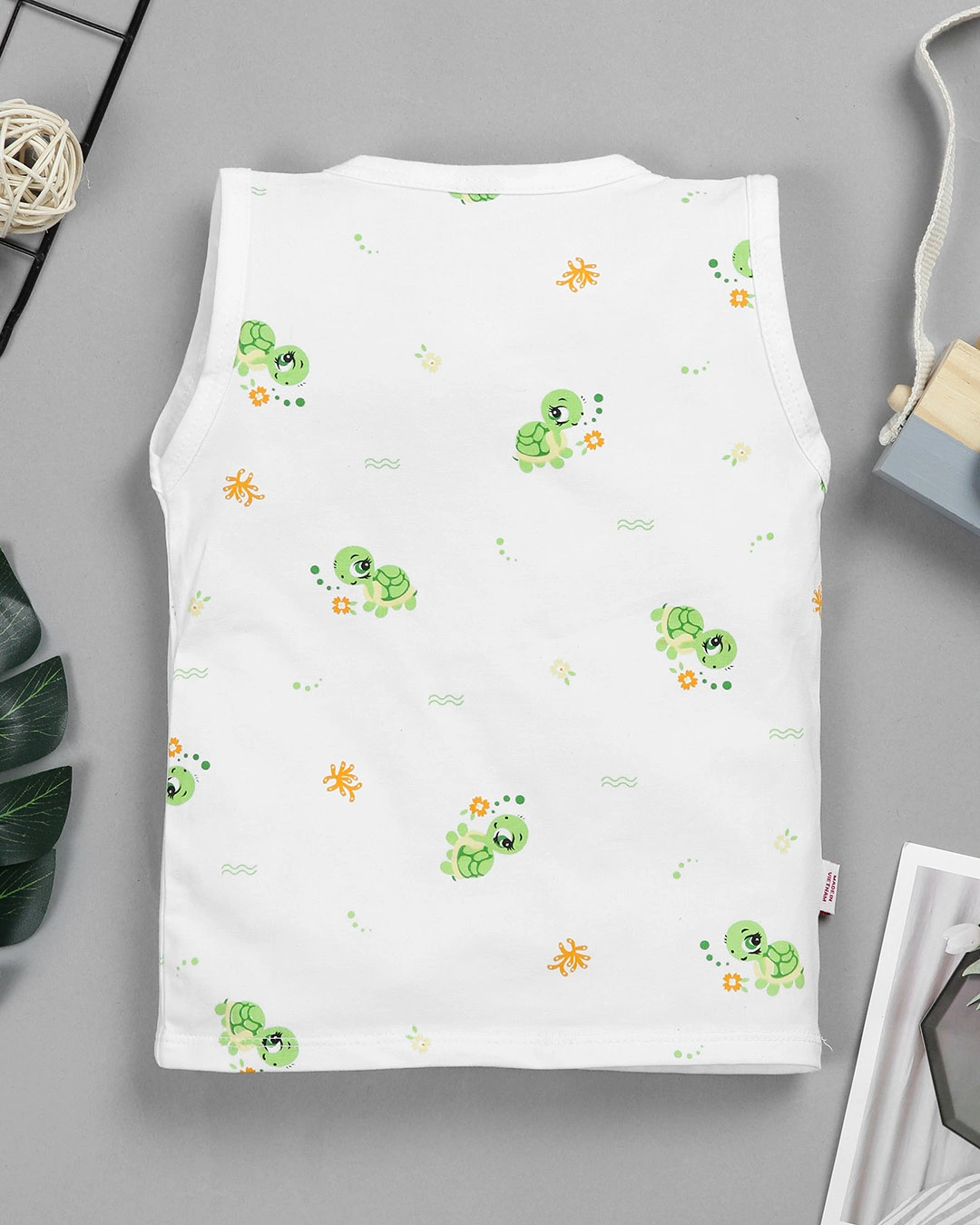 Bộ sát nách in hình rùa IQ Baby màu trắng 3