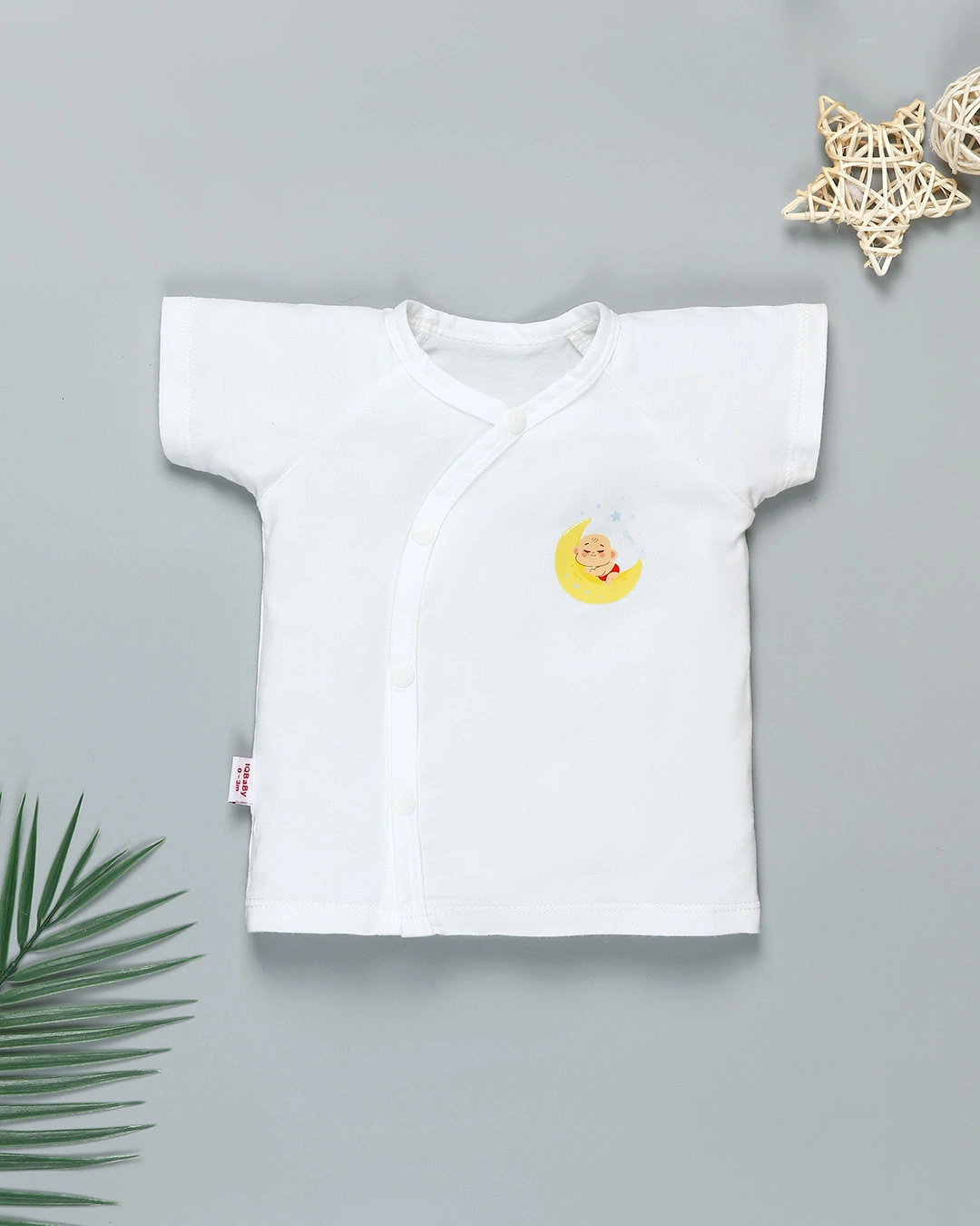 Combo 2 áo tay ngắn in cá heo xanh và em bé IQ Baby màu trắng 8