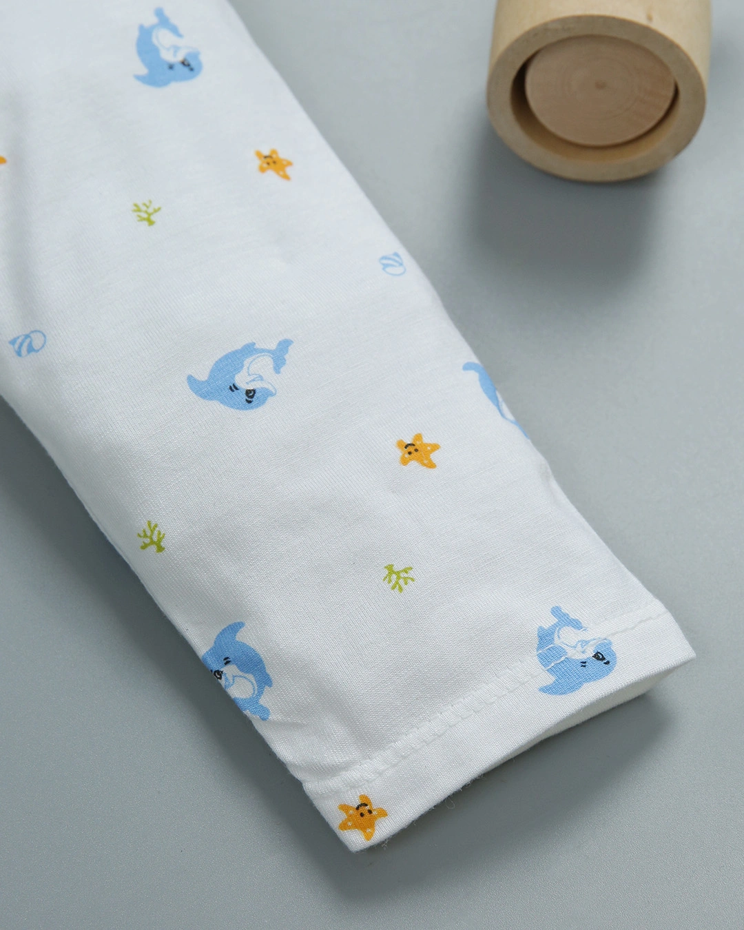 Set bộ tay dài in cá heo xanh IQ Baby 0 - 3 tháng màu trắng 5