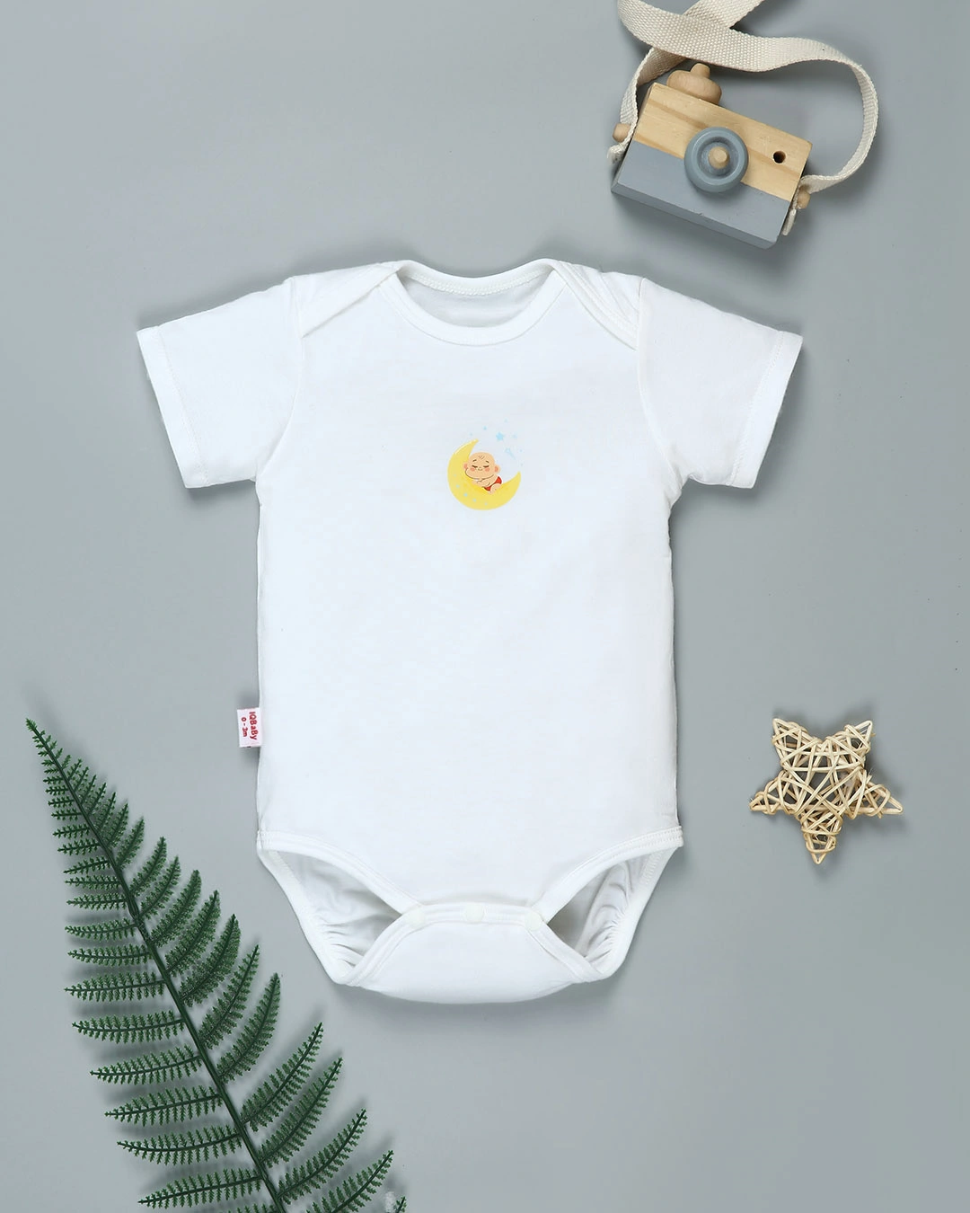 Combo 2 bodysuit tay ngắn in cá heo xanh và em bé IQ Baby màu trắng 9