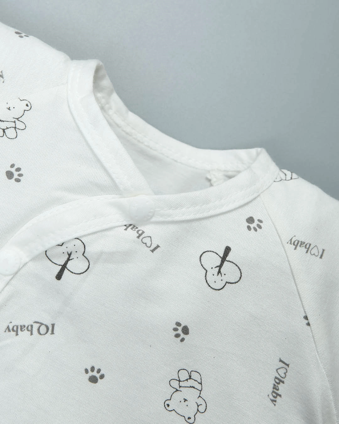 Set bộ tay dài in gấu xám IQ Baby 0 - 3 tháng màu trắng 4