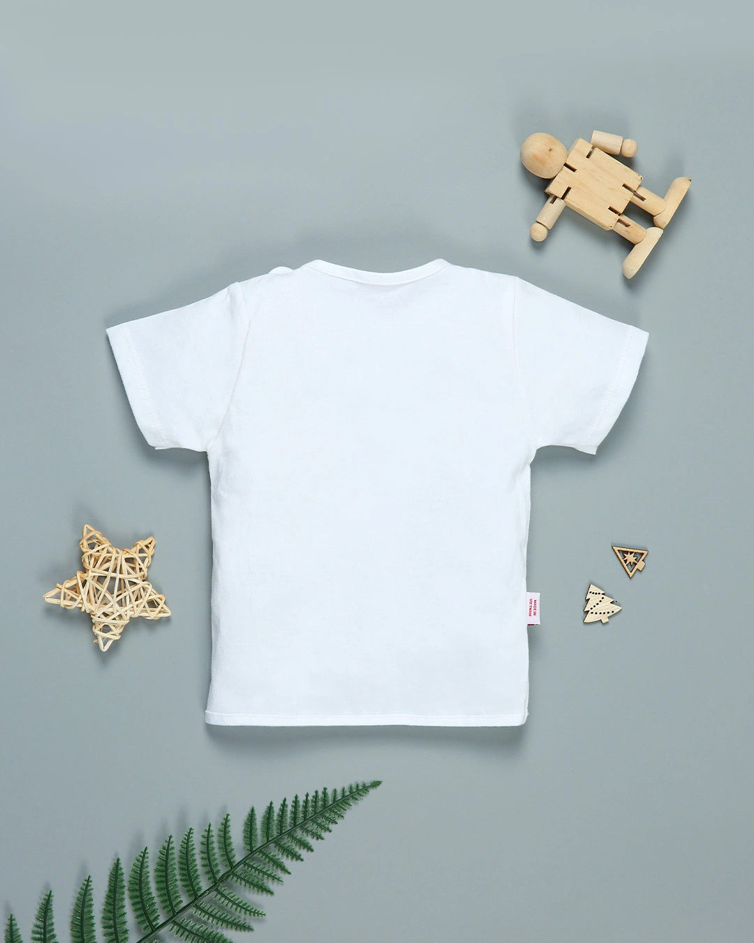 Áo tay ngắn in cá voi IQ Baby màu trắng 3