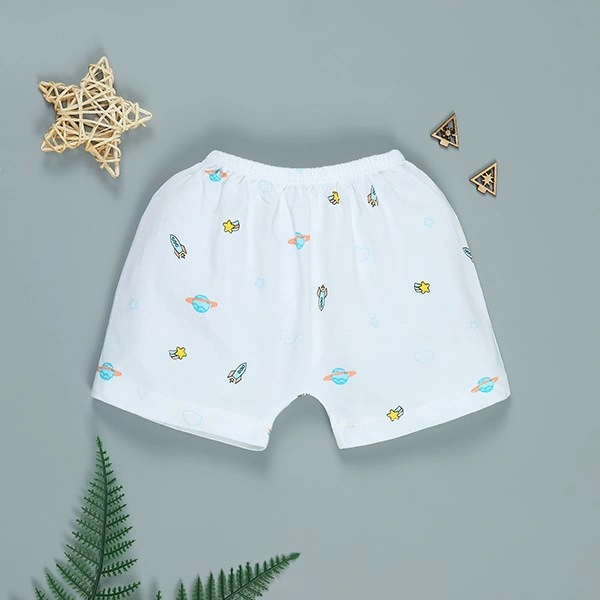 Quần ngắn in quả địa cầu IQ Baby màu trắng 1