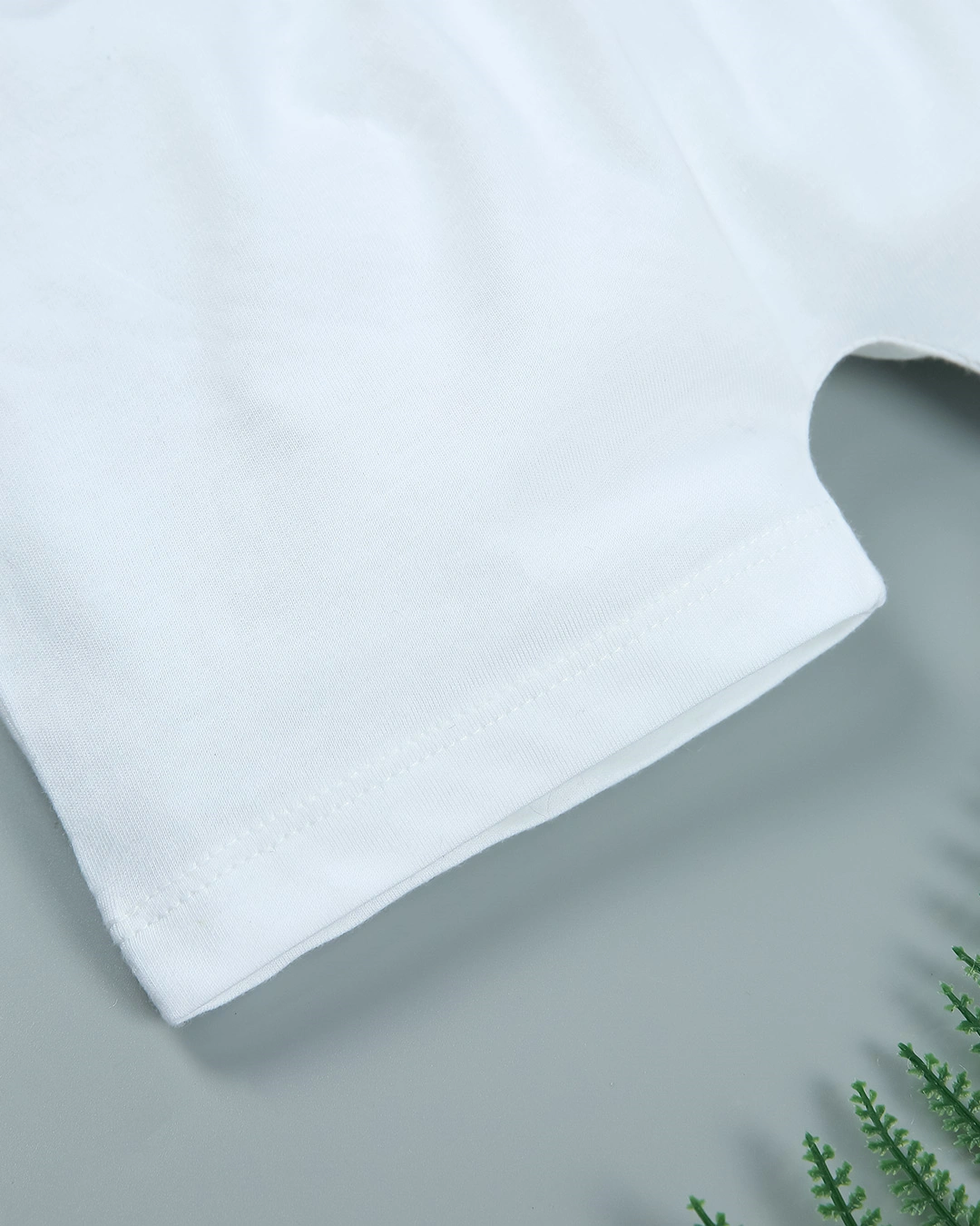 Quần ngắn cotton mềm nhẹ IQ Baby màu trắng 4