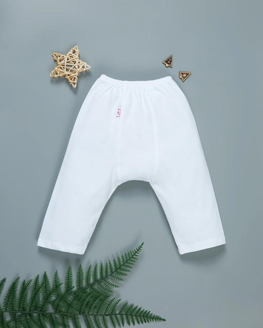 Quần dài cotton mềm nhẹ IQ Baby màu trắng 2