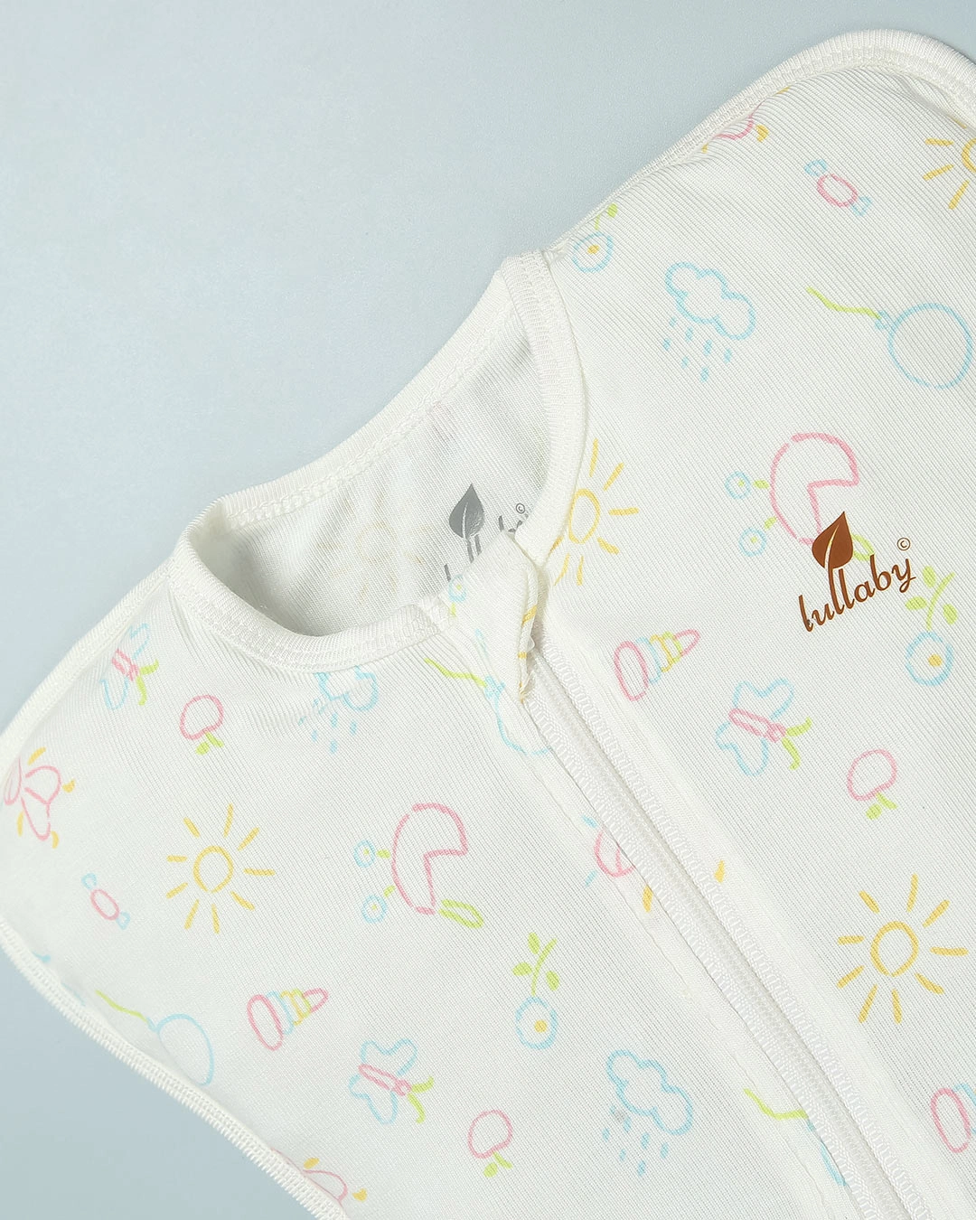 Nhộng chũn có khóa Lullaby NH849R 1 - 3 tháng màu trắng 3