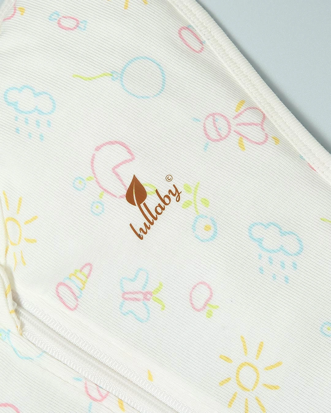 Nhộng chũn có khóa Lullaby NH849R 1 - 3 tháng màu trắng 5