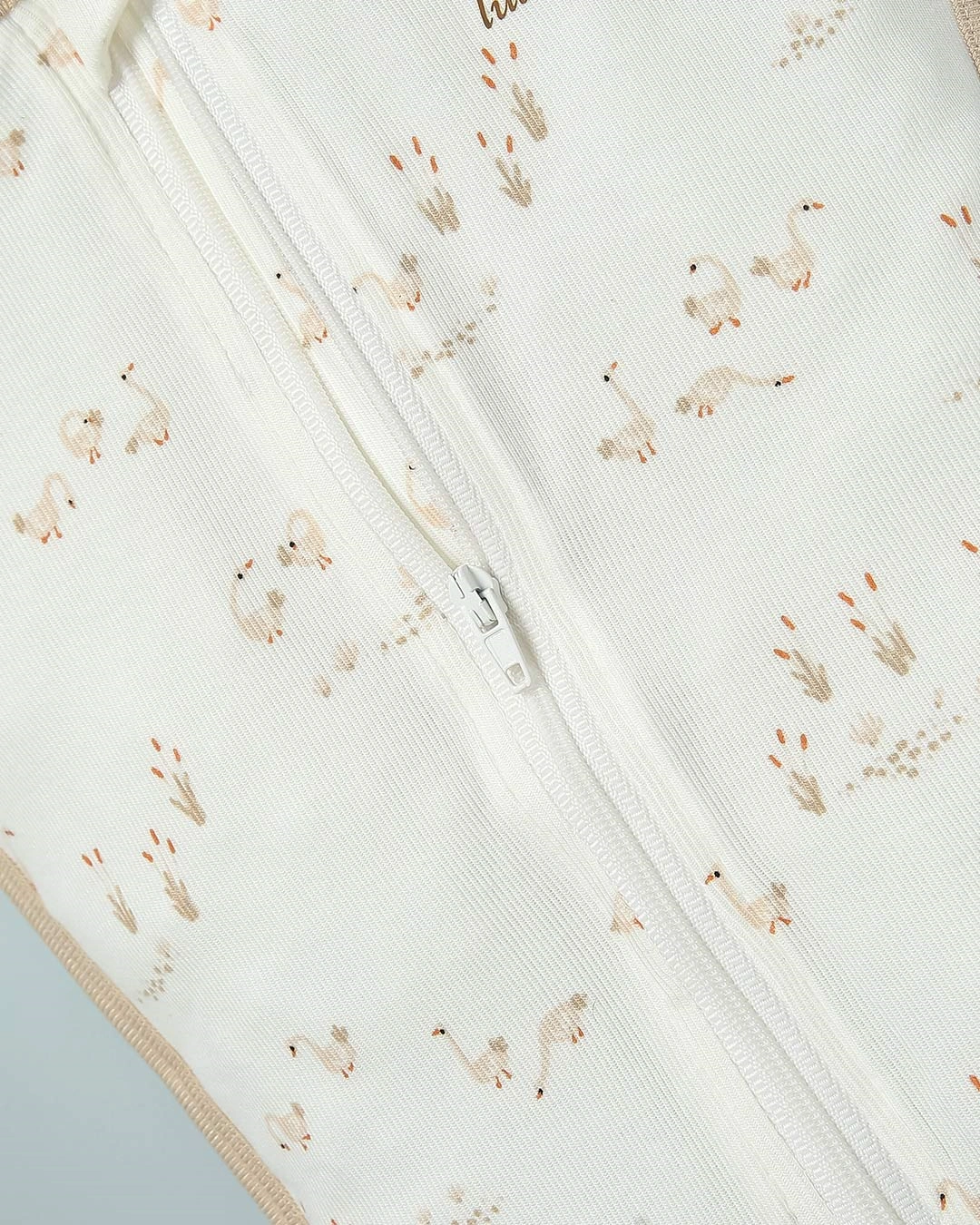 Nhộng chũn có khóa Lullaby NH849R 1 - 3 tháng màu trắng 28