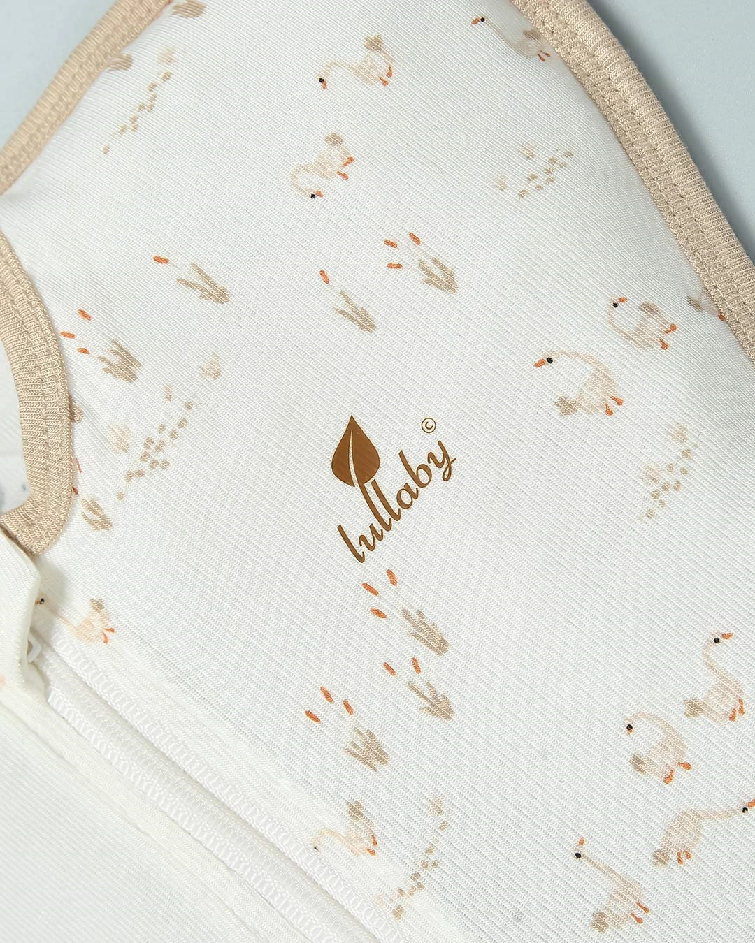 Nhộng chũn có khóa Lullaby NH849R 1 - 3 tháng màu trắng 29