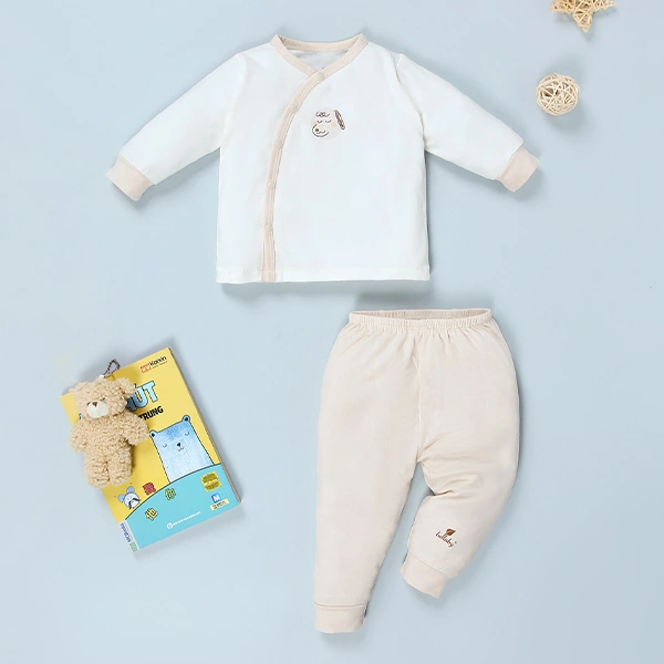 Bộ tay dài cài lệch Lullaby NH973R màu trắng - be 1