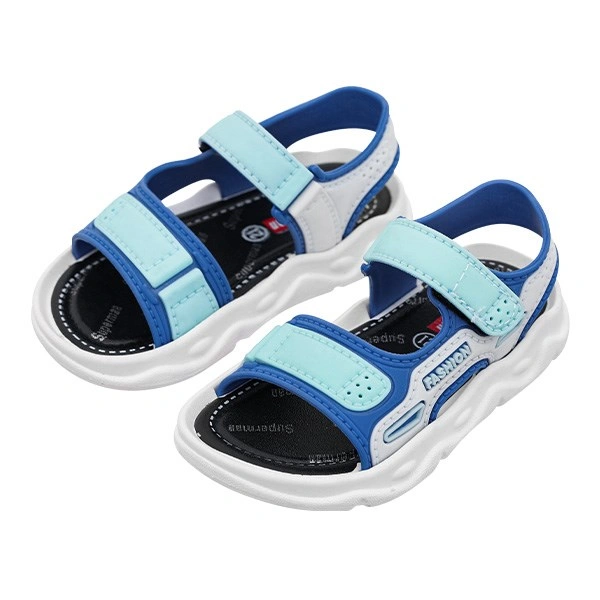 Giày sandal cho bé Á Châu in chữ Fashion màu đỏ 3