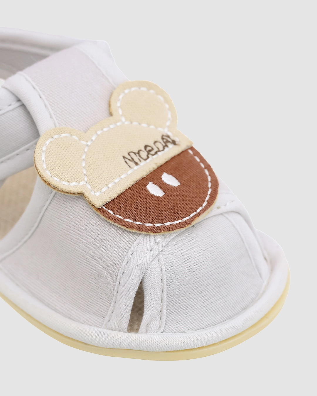 Giày tập đi cho bé Á Châu Avakids AC43 màu xanh dương 13