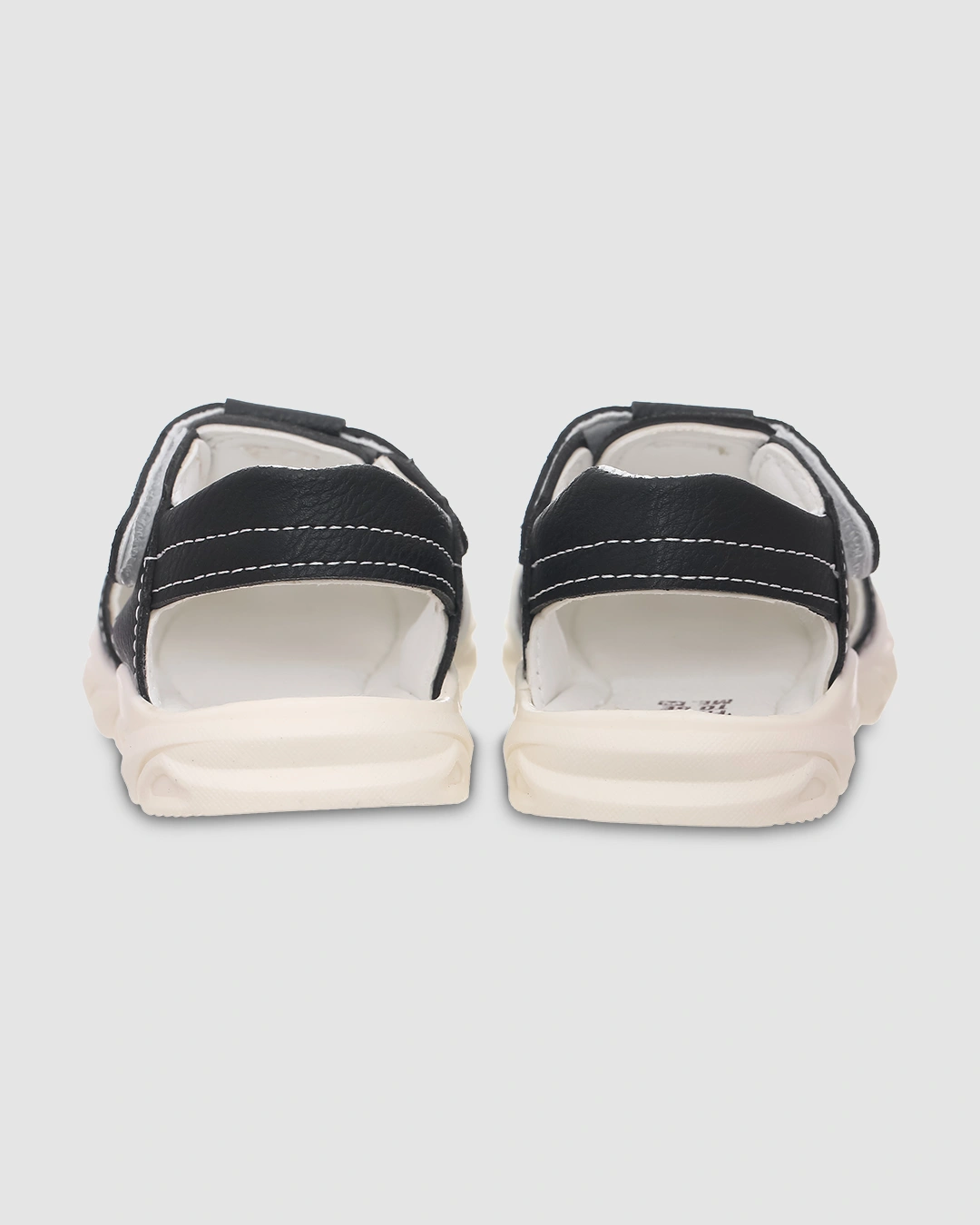 Giày sandal cho bé trai Á Châu Avakids AC35 8