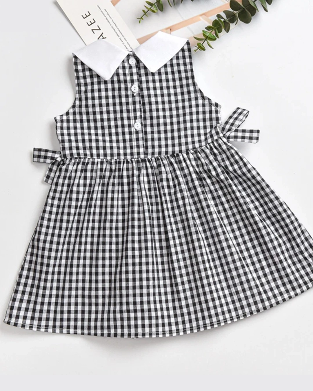 Đầm bé gái Haki HK519 màu đen - trắng 2