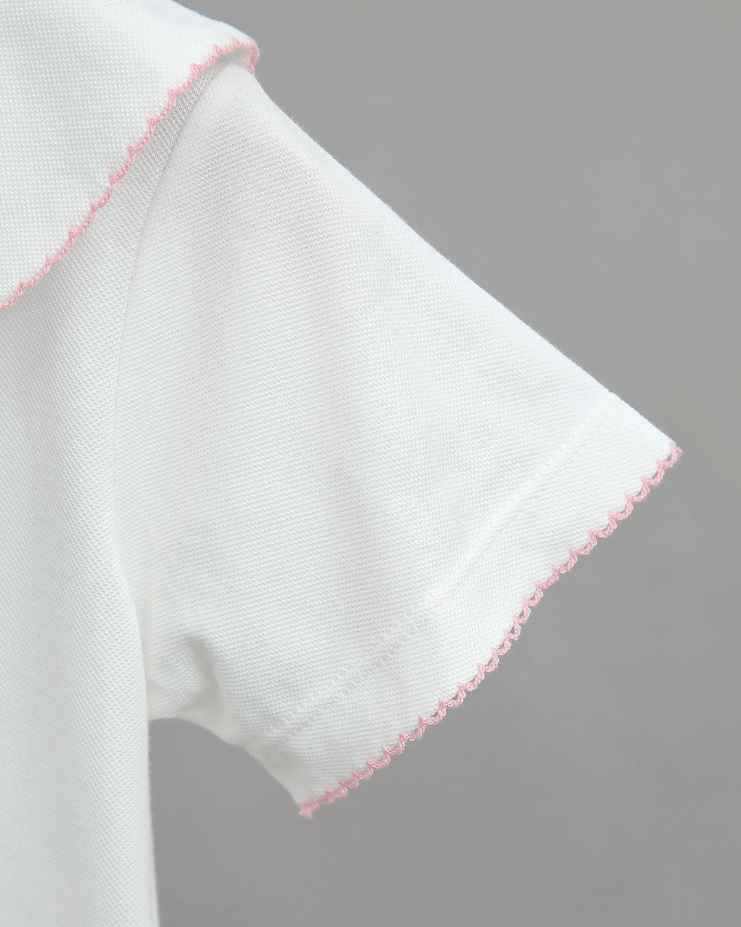 Đầm bé gái Pony Kids thêu gấu màu trắng 5