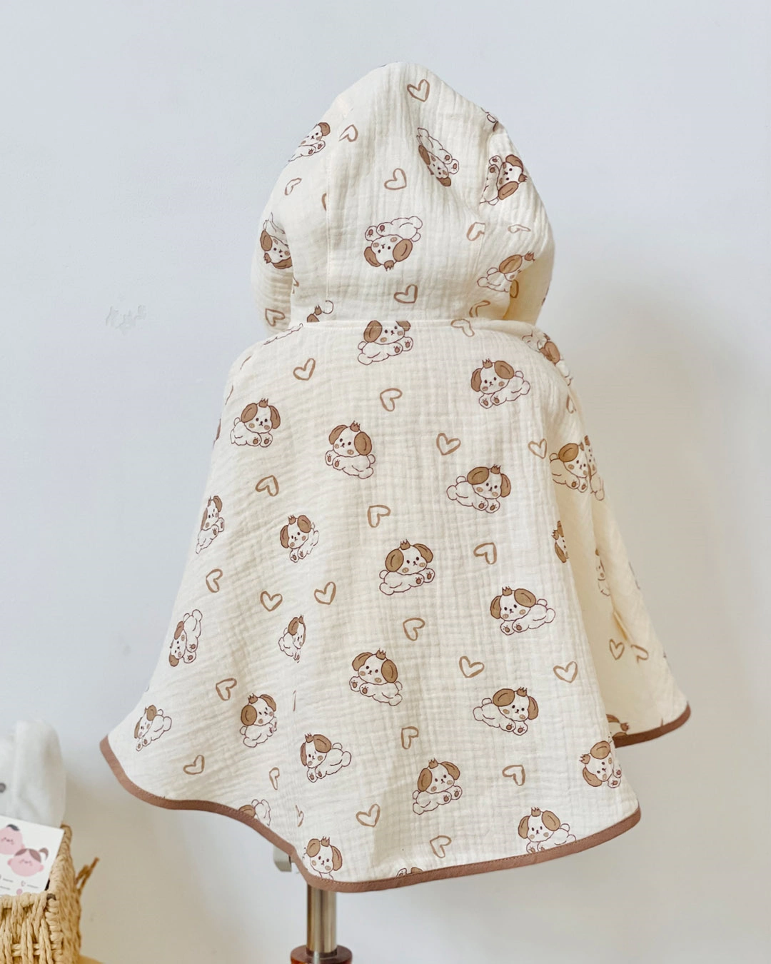 Áo choàng Bessla 6 - 24 tháng in hình thỏ hồng màu trắng 6