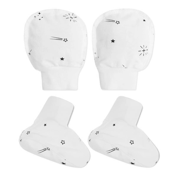 Bộ bao tay, bao chân sao băng đen IQ Baby màu trắng (0 - 3 tháng) 1