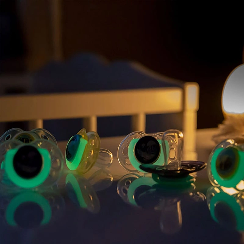 Bộ 2 ti ngậm Tommee Tippee dạ quang Night Time 433372 (0 - 6 tháng) - Màu ngẫu nhiên 3