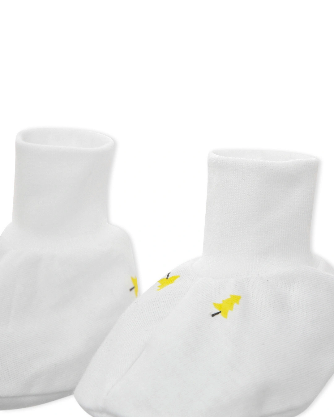 Set nón, bao tay bao chân in hình cây thông IQ Baby màu trắng (0 - 3 tháng) 8