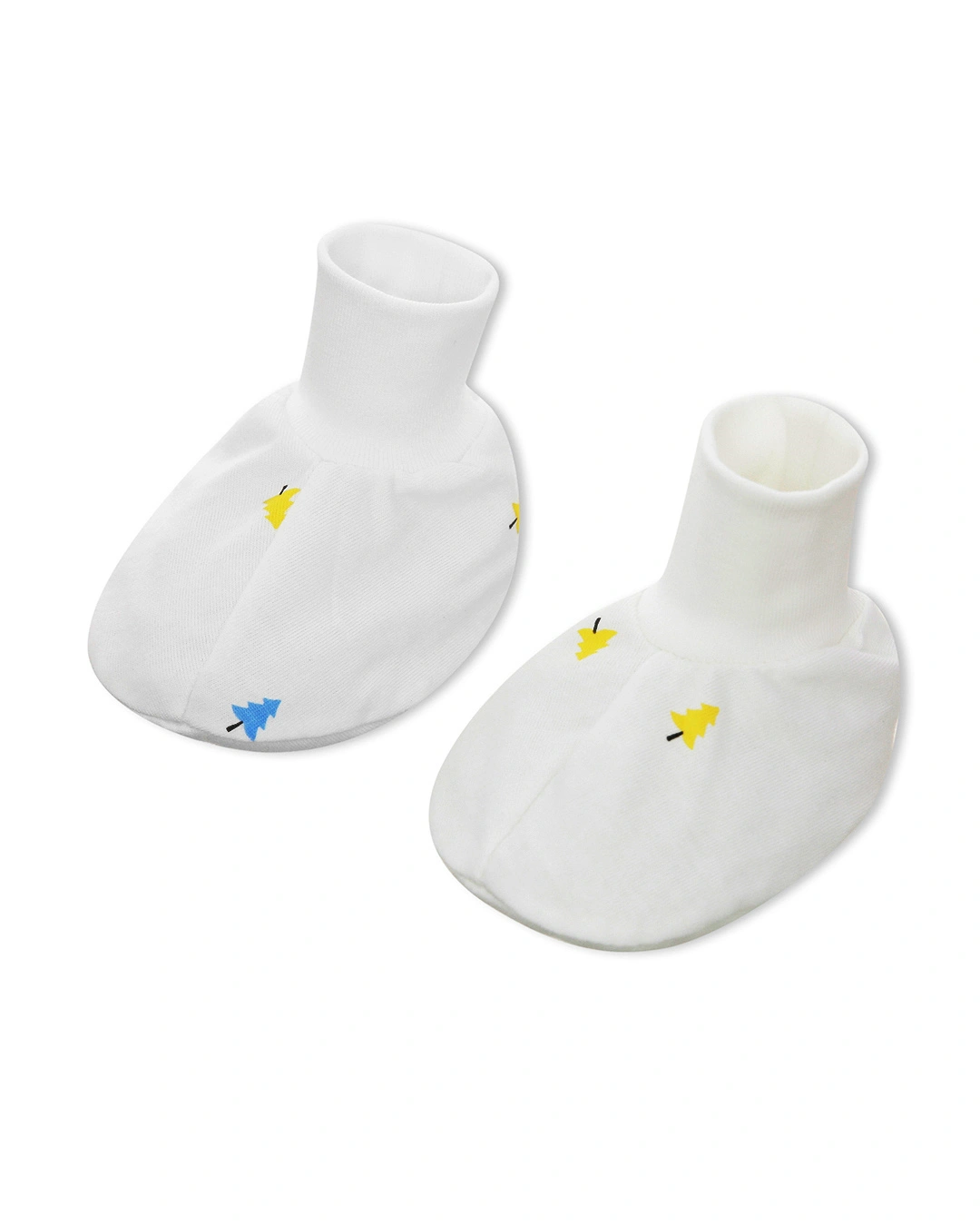 Set nón, bao tay bao chân in hình cây thông IQ Baby màu trắng (0 - 3 tháng) 5