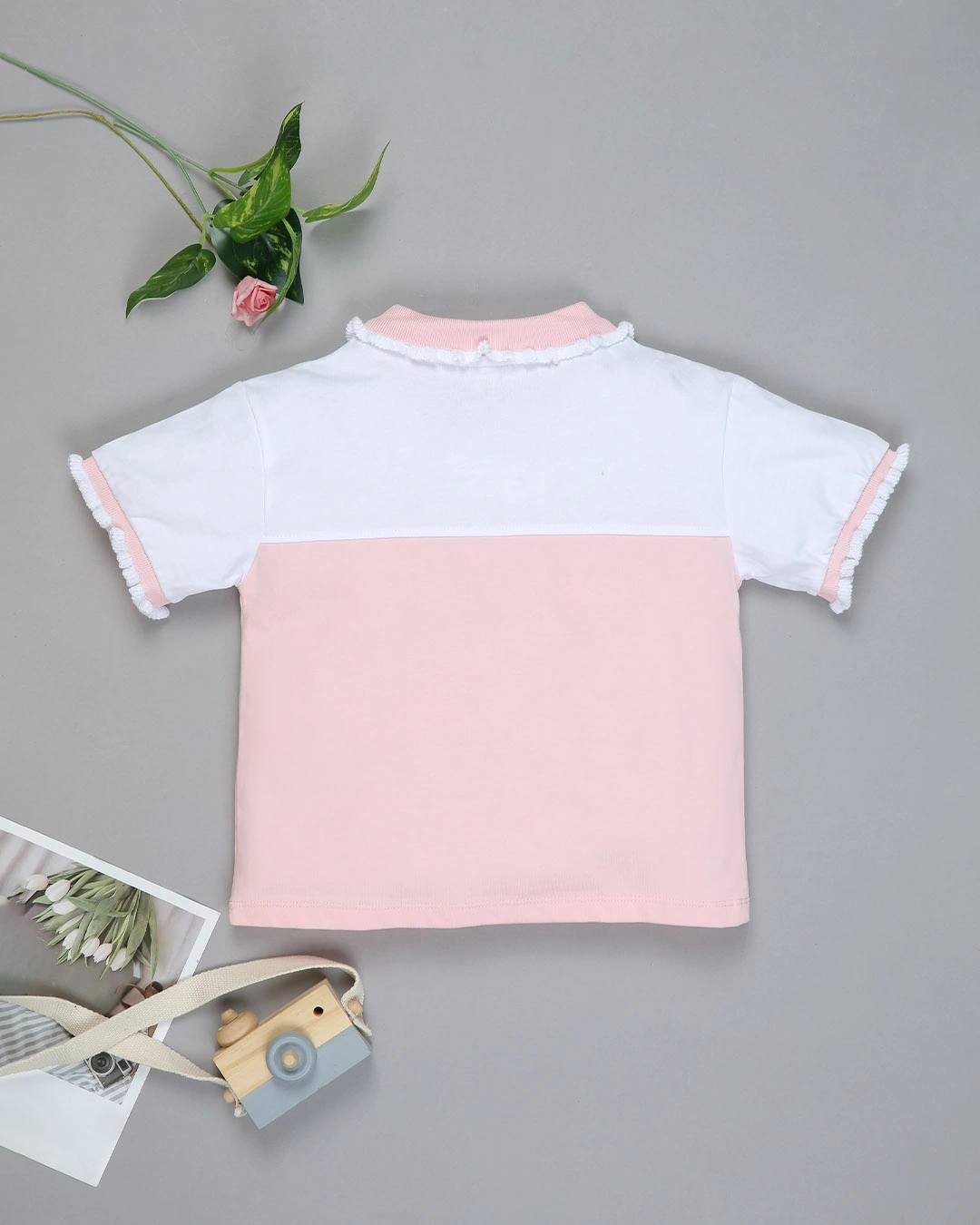 Bộ tay ngắn bé gái Pony Kids thêu gấu Lotso màu trắng - hồng nhạt 3