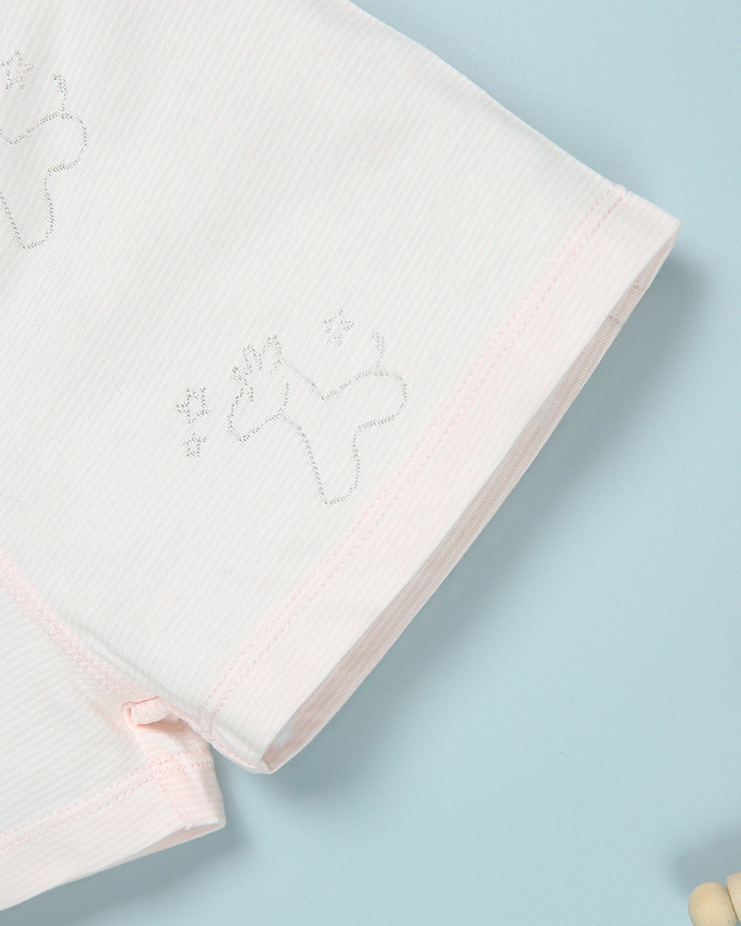Bộ tay ngắn bé gái Pony Kids cài chéo in gấu màu hồng 10