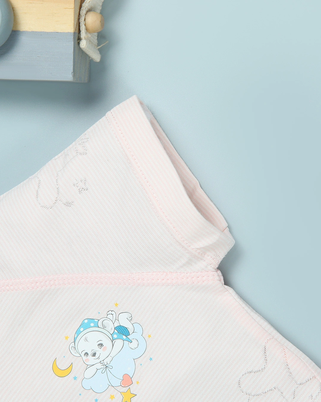 Bộ tay ngắn bé gái Pony Kids cài chéo in gấu màu hồng 5
