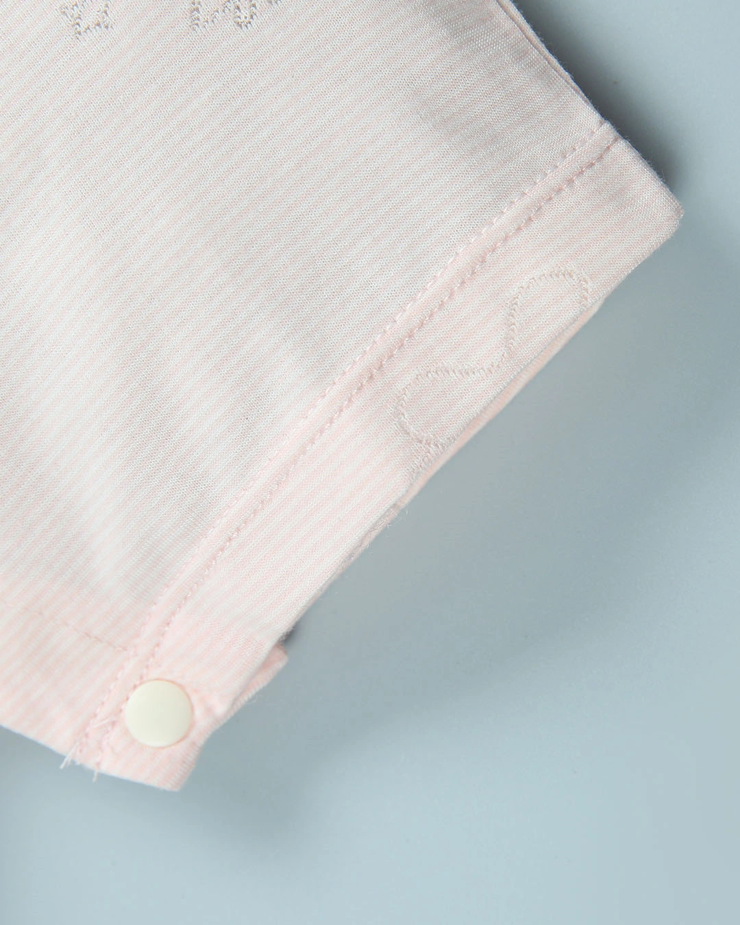 Bodysuit bé gái Pony Kids in gấu màu hồng 5