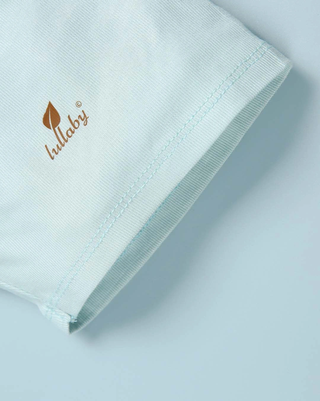 Bộ tay ngắn bé trai Lullaby NH215V màu trắng - xanh 11