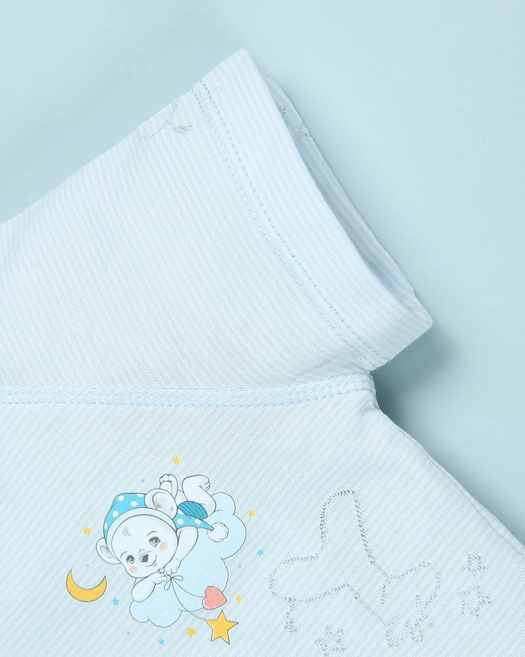 Bộ tay ngắn bé trai Pony Kids cài chéo in gấu màu vàng 17