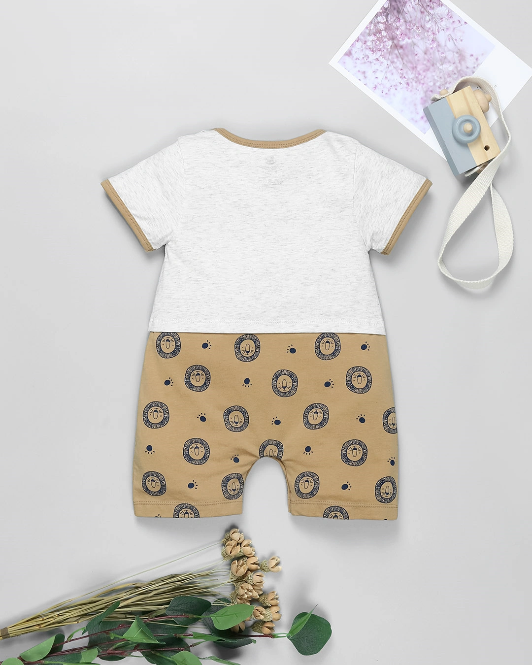 Bodysuit bé trai Pony Kids in hình sư tử màu trắng - nâu 2